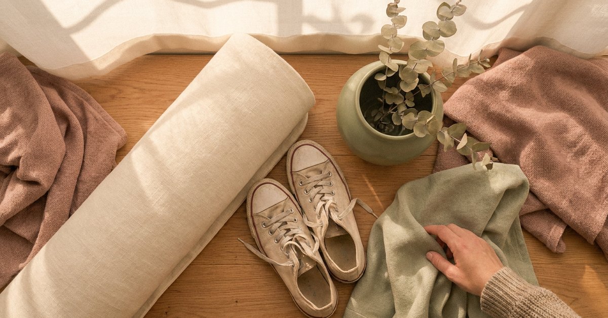 ADHD movement routine — gentle illustration for late-diagnosed ADHD women, lacedopamine.com