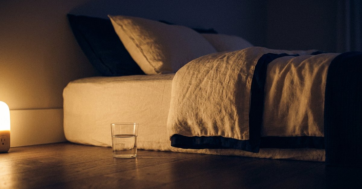 ADHD sleep struggles — gentle illustration for late-diagnosed ADHD women, lacedopamine.com